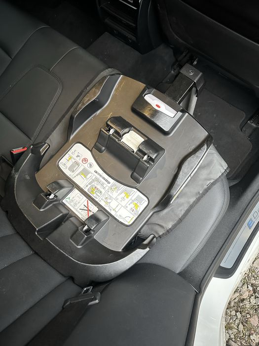 Автокрісло-коляска Doona з базою