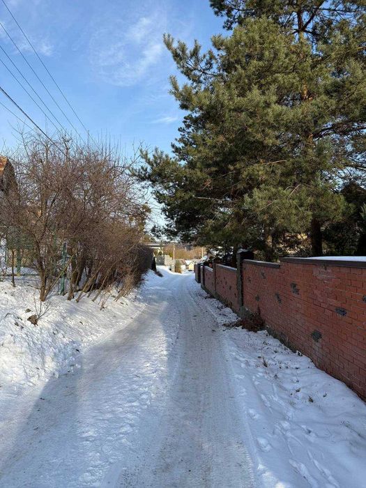 Продаж земельної ділянки Брюховичі