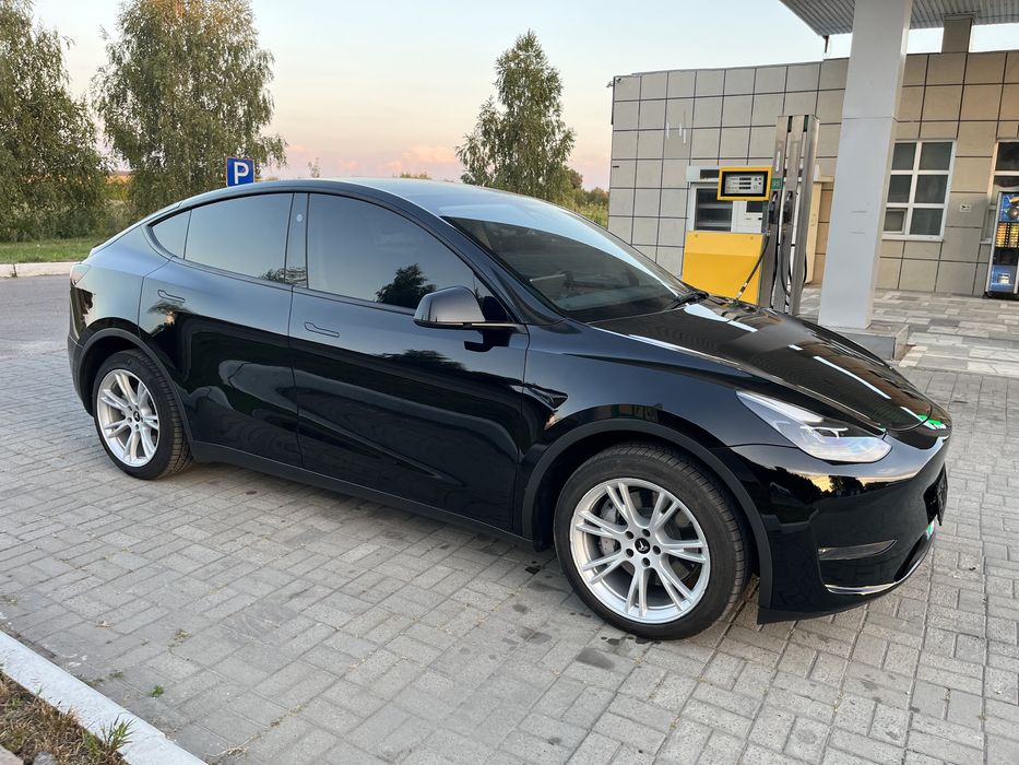 Tesla Model Y Dual Motor 2023 82kw