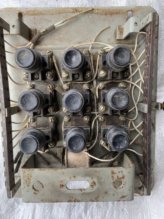 Продам щиток хороший стан