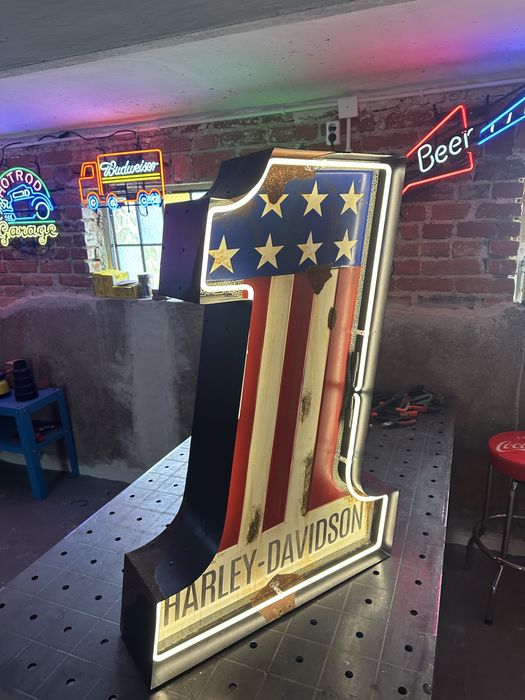 Neon Harley Davidson duża reklama szyld