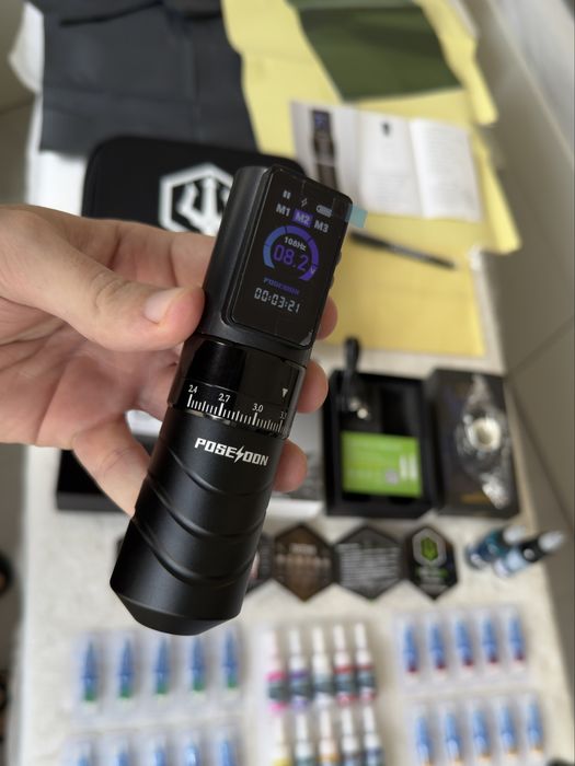 Kit Tatuagem Profissional COMPLETO | Máquina Pen Sem fios, Pele Treino, Instruções, Stroke Regulável