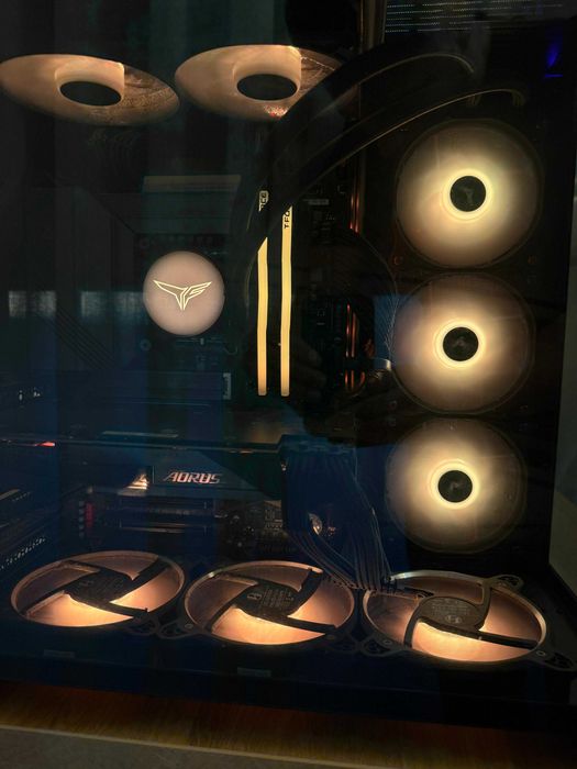 AORUS GeForce RTX™ 3080 XTREME WATERFORCE 10G - Excelente estado