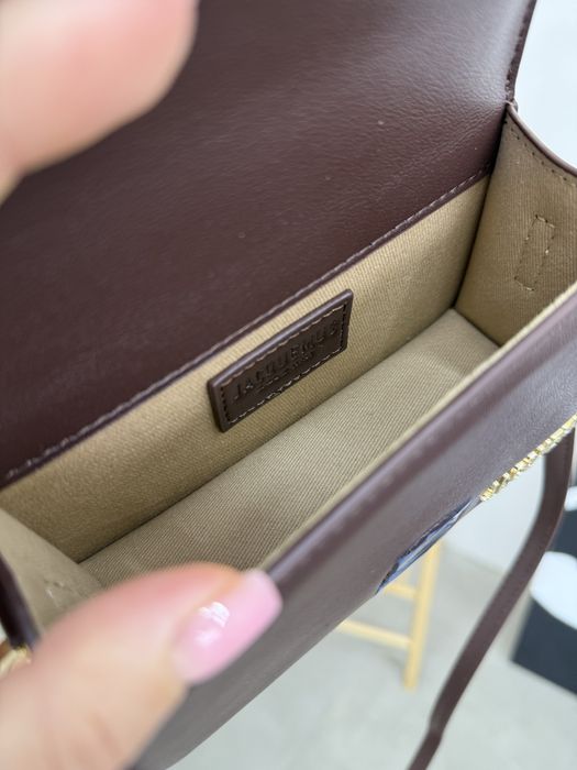 Сумочка в стилі Жакьюмус