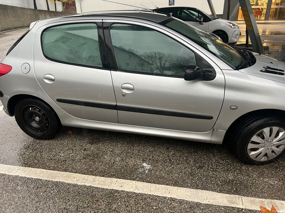 Carro peugeot usado