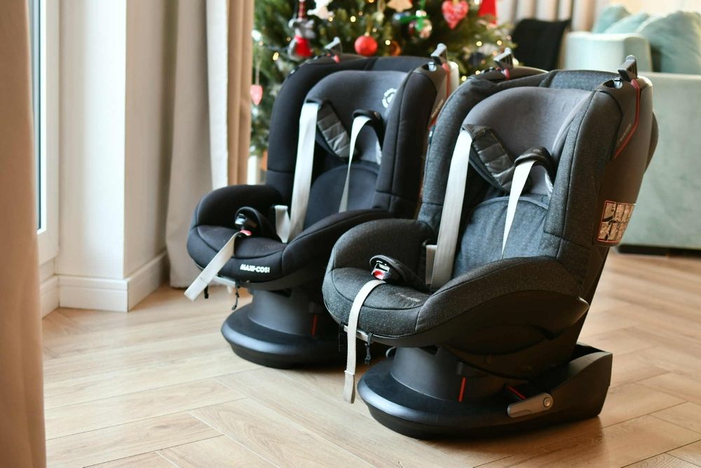 Fotelik maxi Cosi Tobi 9-18 kg dla bliźniąt, bliźniaki