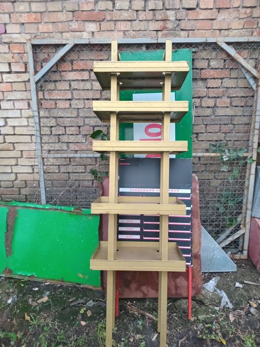 Стелаж металевий  регулюючий