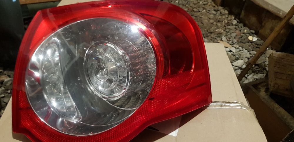 Стопи passat b6 універсал