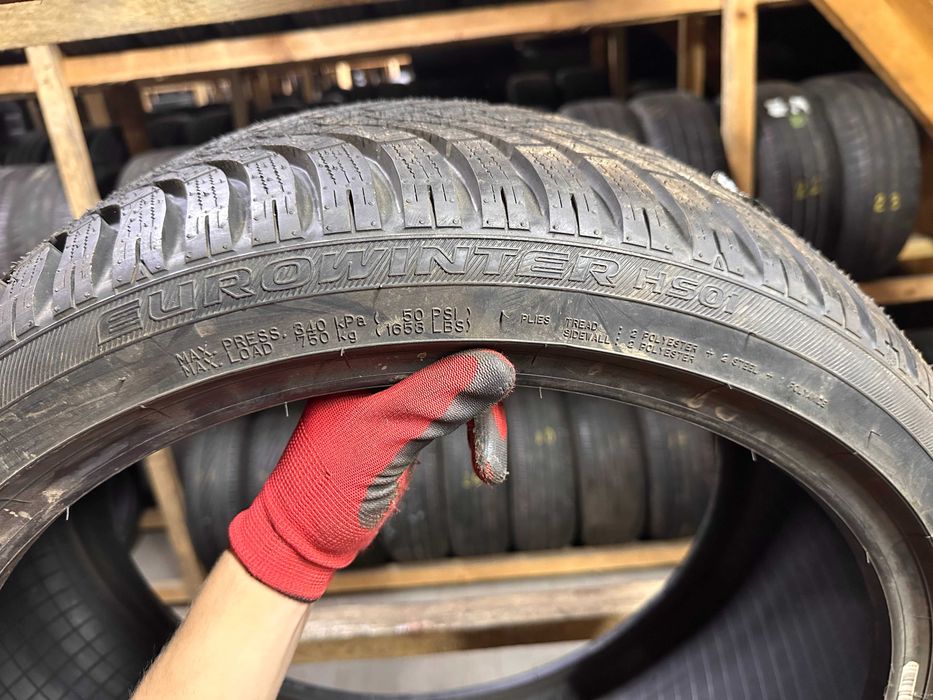 Шини нові зима 255/35R21 FALKEN EUROWINTER HS01 2шт 9мм 2020