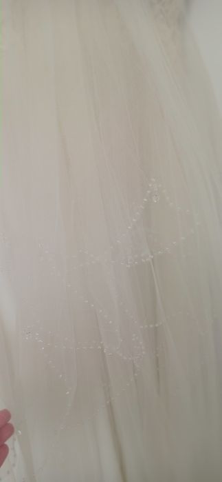 Suknia ślubna Gala Asami plus długi welon