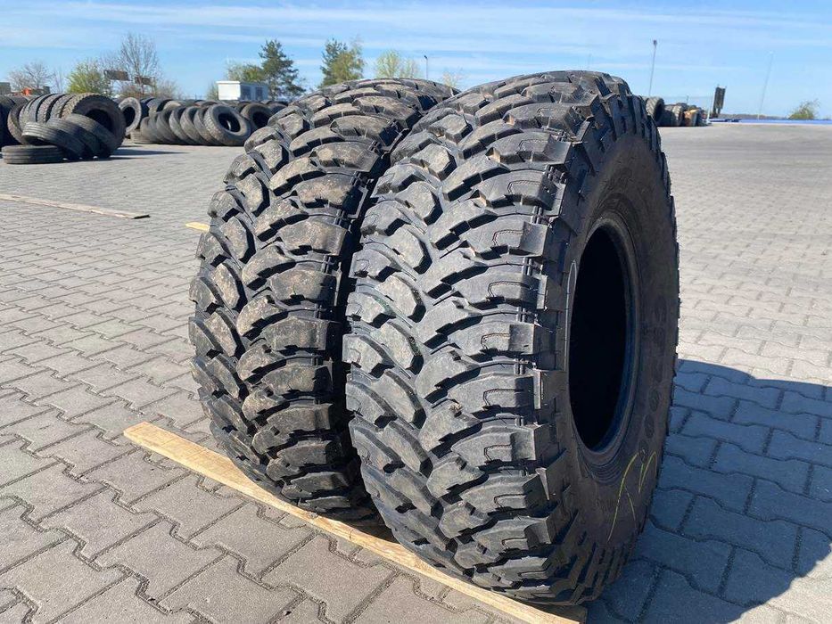 Opony używane terenowe 35x12.50R15 COMFORSER CF3000 / 10-12mm