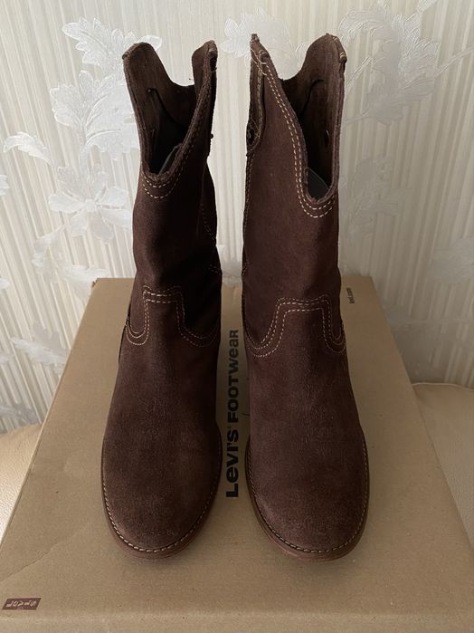 Ковбойські чоботи Levi’s, натуральна замша, 38