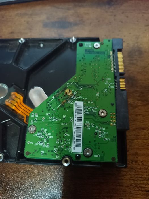 Диск WD, модель WD10EARS 1Tb (неробочий)