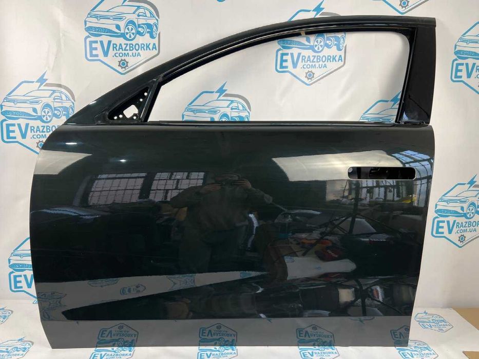 Двери левая, правая  передние Hyundai Ioniq 6 76003-KL000  76004-KL000