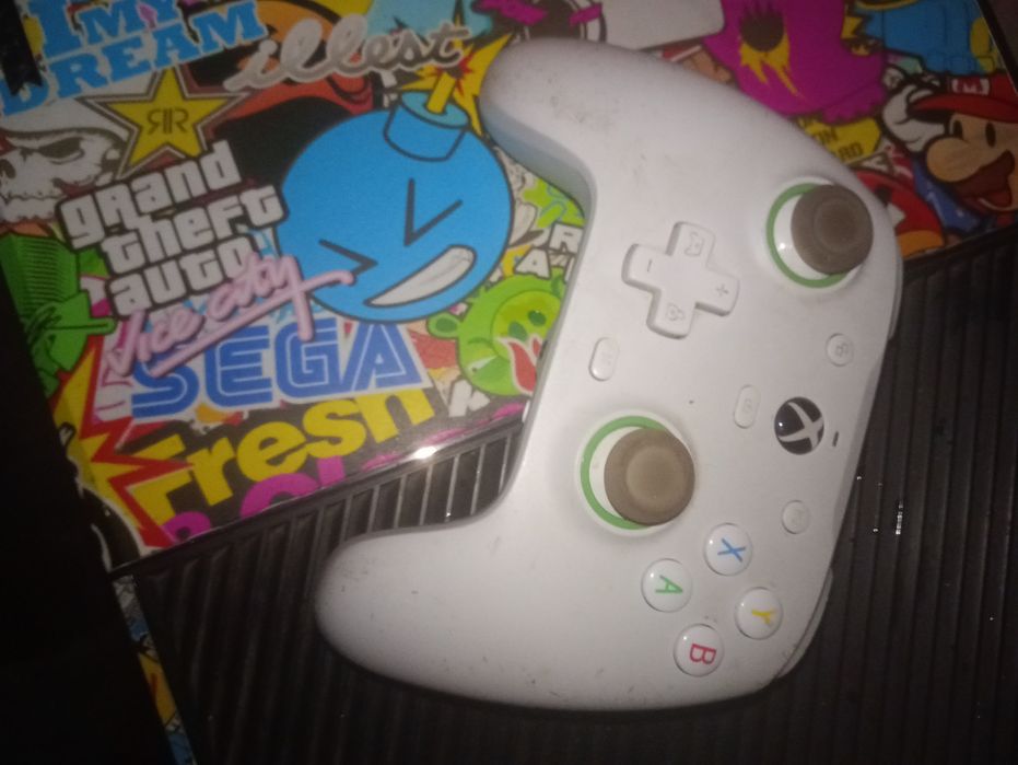 Xbox One modelo 1540.