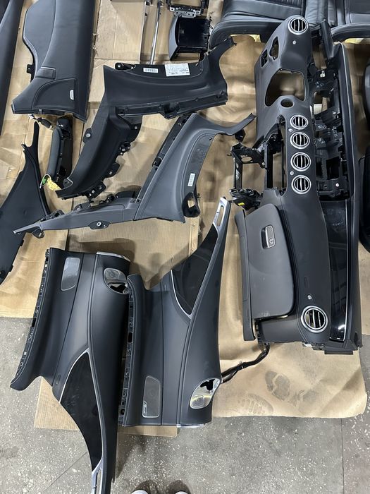 Mercedes S Class Coupe С217 сидіння панель карти потолок підлокотнік