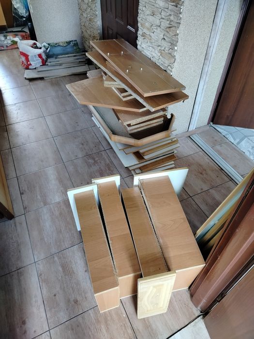 Oddam deski meblowe za darmo