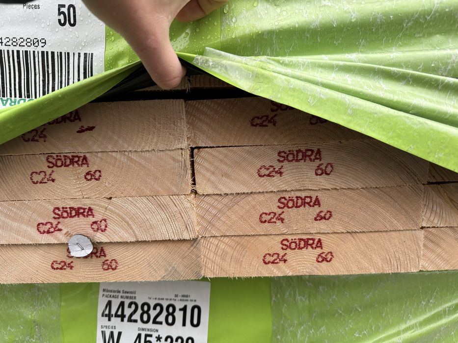 Drewno konstrukcyjne C24 KVH duze ilosci na stanie 45x45-220
