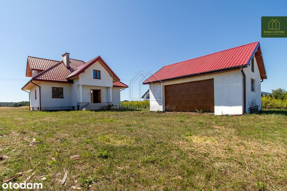 Przestronny dom z dużą działką - Jasło, Krajowice