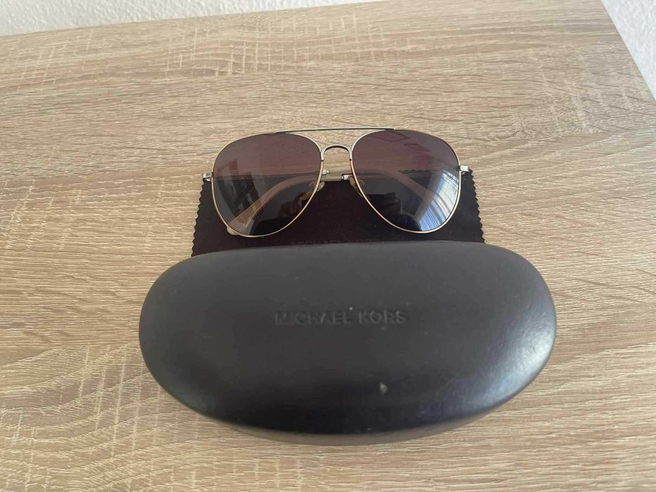 óculos de sol aviador Michael Kors MKS144