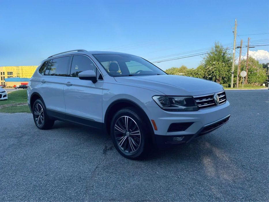 Volkswagen Tiguan 2.0T SEL Premium      2018