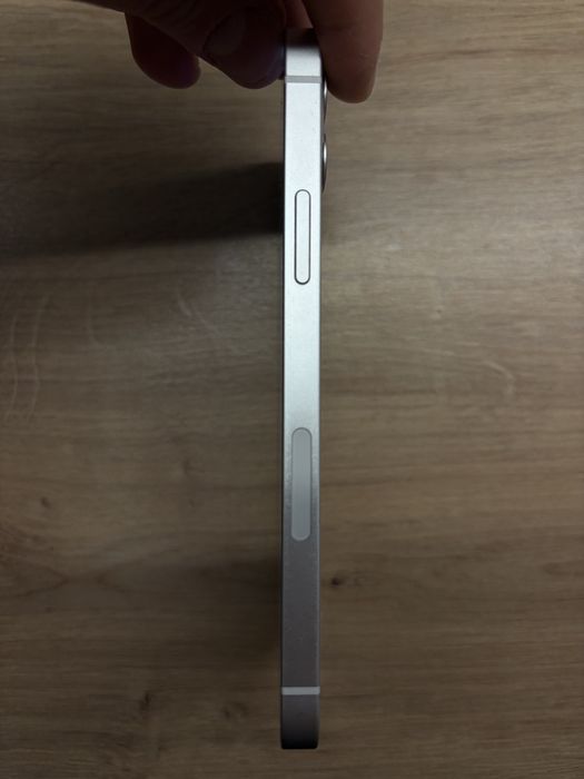 iPhone 12 Pamięć - 64 GB