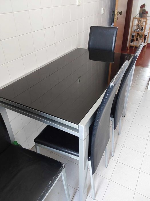 Mesa de cozinha extensível