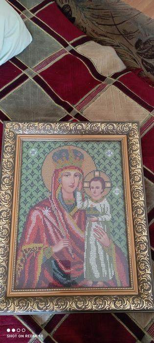 Вишиті ікони бісером