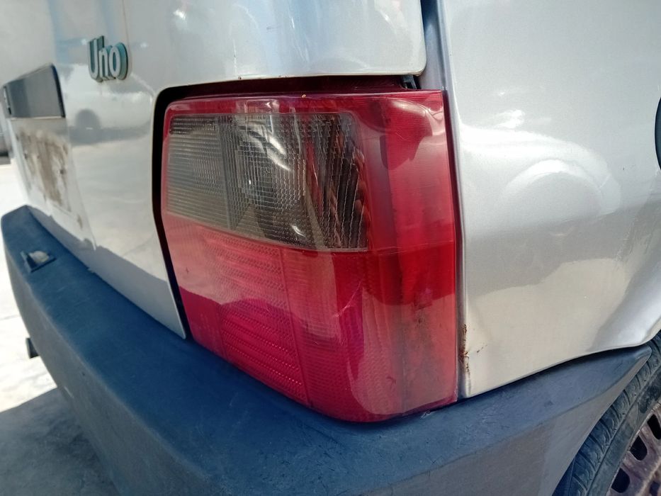 Farolim direito FIAT Uno (146_)