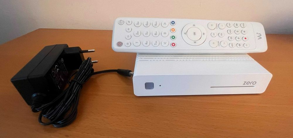 Dekoder satelitarny VU+ ZERO HD ( biały ) linux Enigma2 OSCAM CCCAM