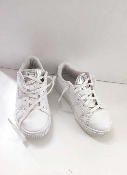 Tenis brancos da Fila