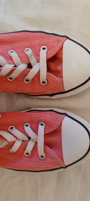 Różowe malinowe wysokie trampki Converse