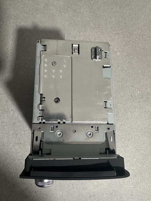 Rádio original Audi A3 1.9 TDI (2011)