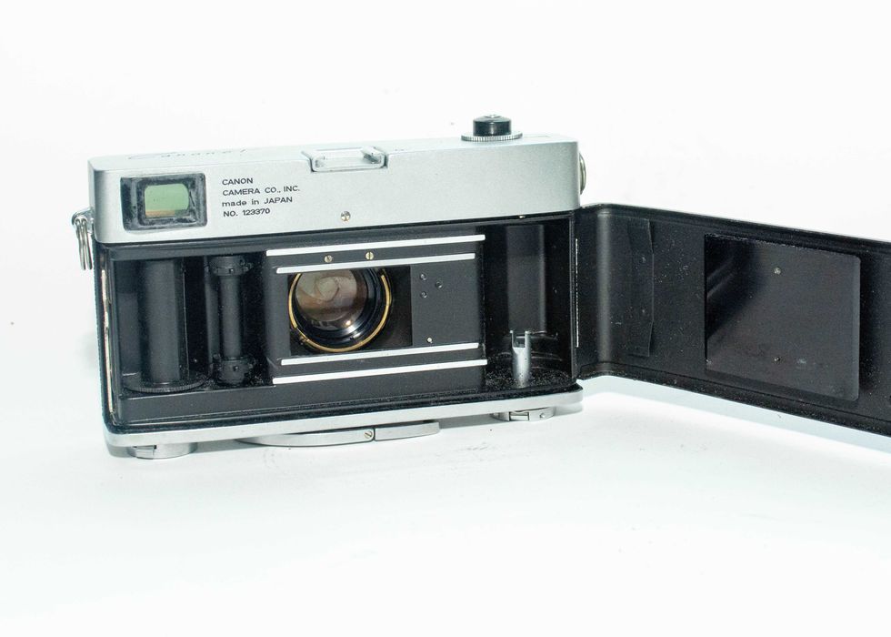 Canon Canonet 45mm f/1.9