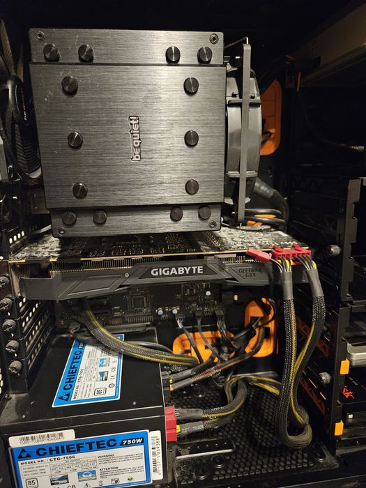 Komputer Intel  i7700k gtx 1080 Ti