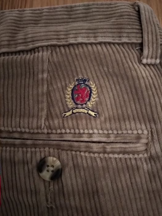 Tommy Hilfiger - spodnie sztruksowe męskie r. 33/32