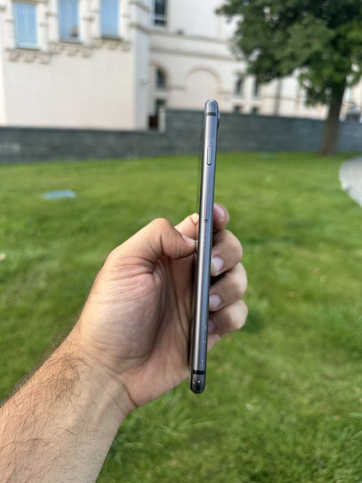 iPhone 8 Plus 64GB Neverlock ! АКБ 93% ! Айфон 8 плюс