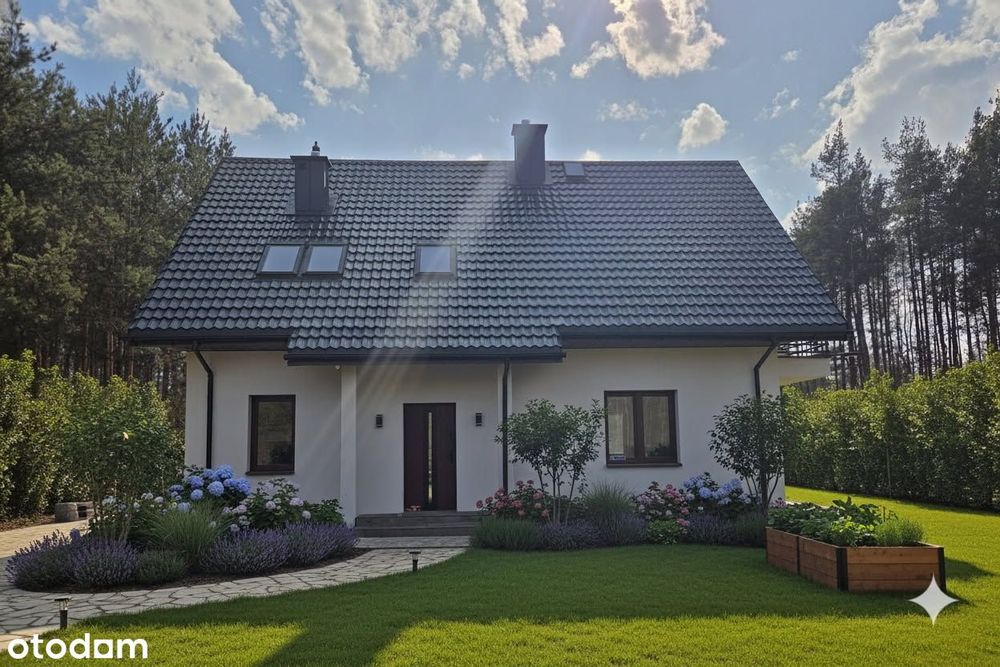 Dom wolnostojący z użytkowym poddaszem
