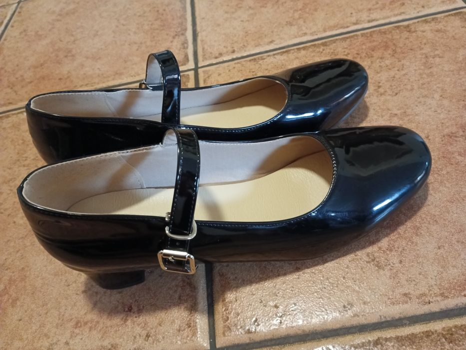 Nowe buty rozmiar 48