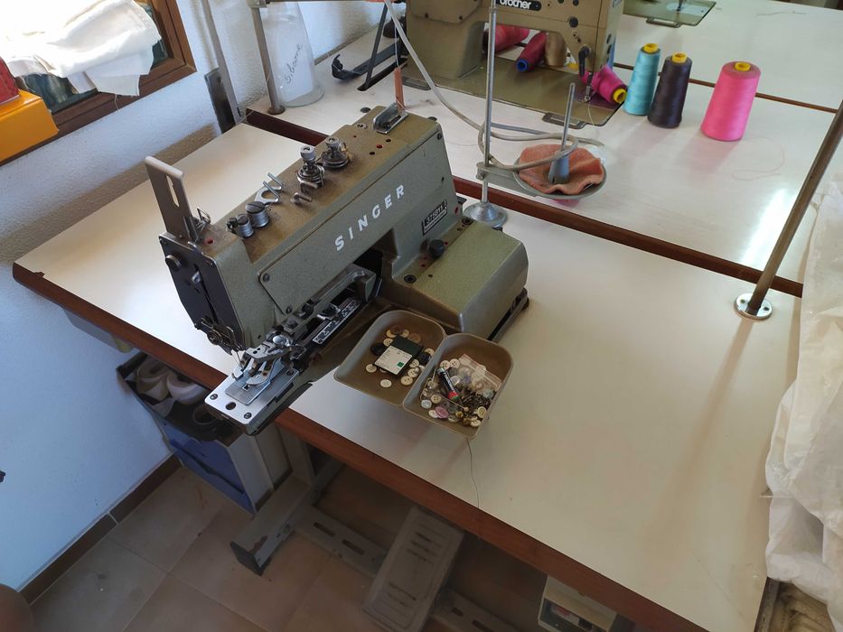 Maquina de costura profissional