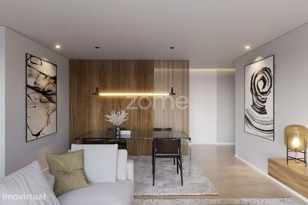 Apartamento T1 com garagem e varanda em S. Vicente