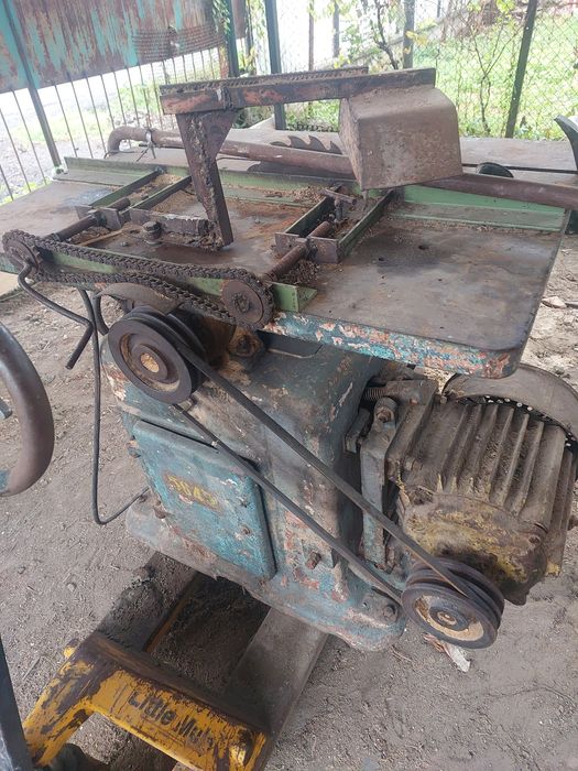 Циркулярка в робочому