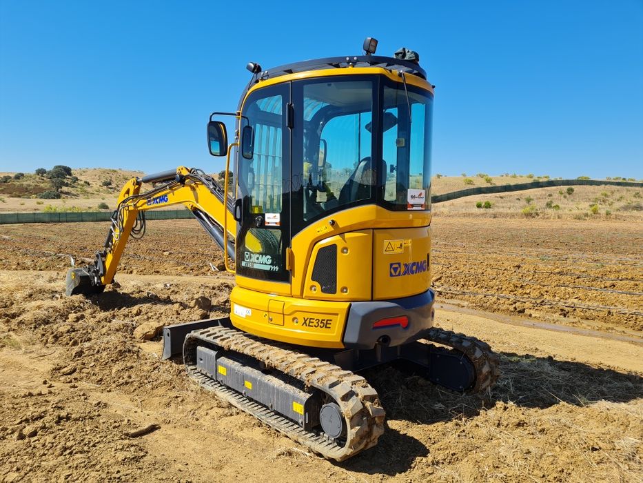 Mini Escavadora
XCMG XE35E