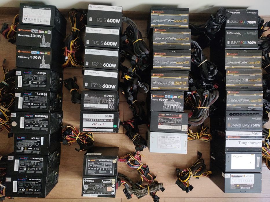 Блоки живлення для ігрових ПК Be quiet Thermaltake 300-850W 6/8pin GPU