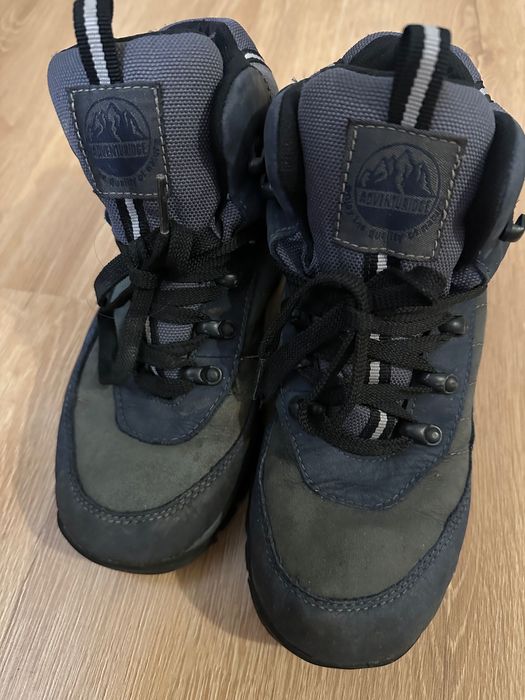 Buty za kostkę trekkingowe kozaki 35