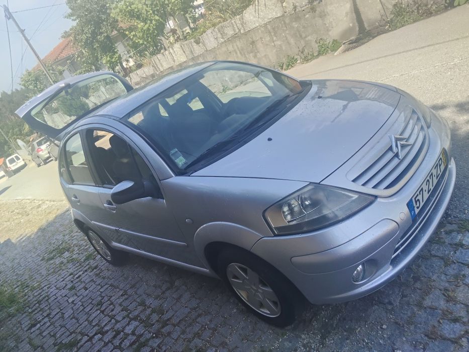 Citroën C3 a gasolina muito económico e fiável com ar condicionado