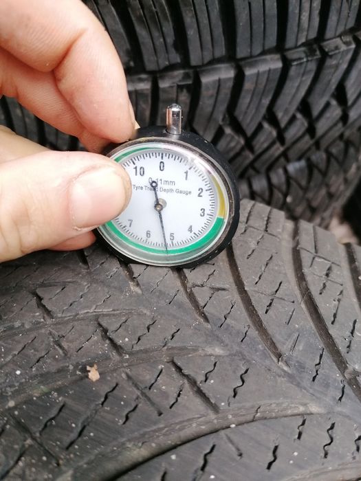 215/55/17 Goodyear 2024 rok wielosezonowe całoroczne