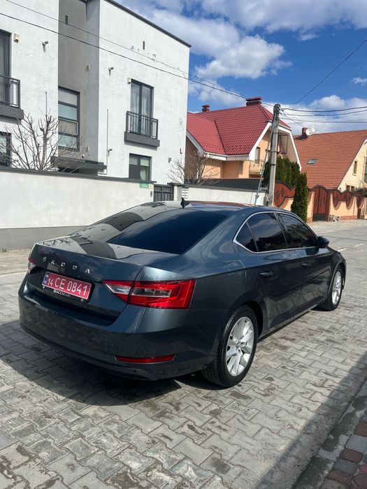 Skoda Superb 2020 року у відмінному стані. Обслужений.