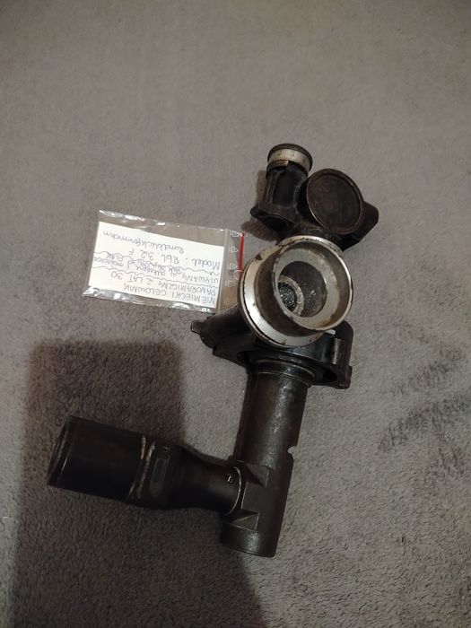 Niemiecki celownik panoramiczny  RBL .F 32  Rundblickfernrohn