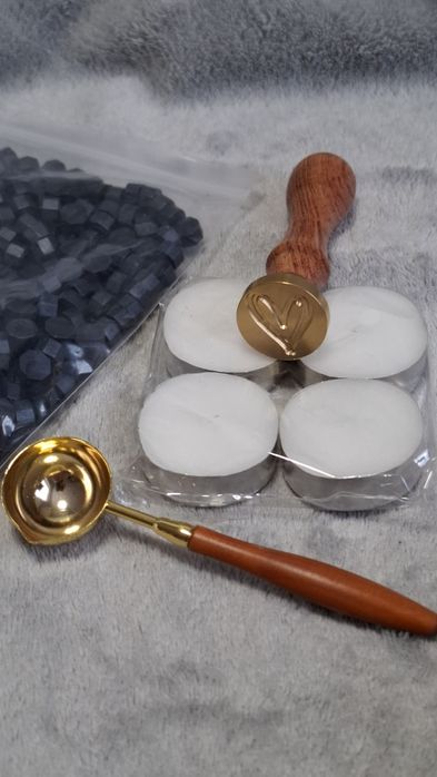 Zestaw do tworzenia pieczęci woskowych